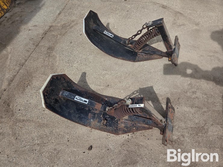 may-wes-stalk-stompers-image-2