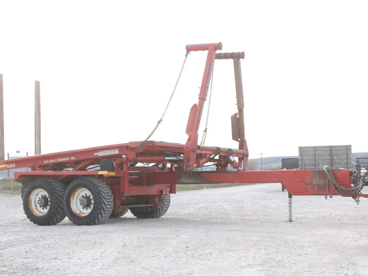 #1064-•-2009-morris-mfg-pro-ag-auto-align-bale-runner-16k-image-12