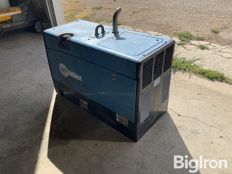 miller-bobcat-225-image-7