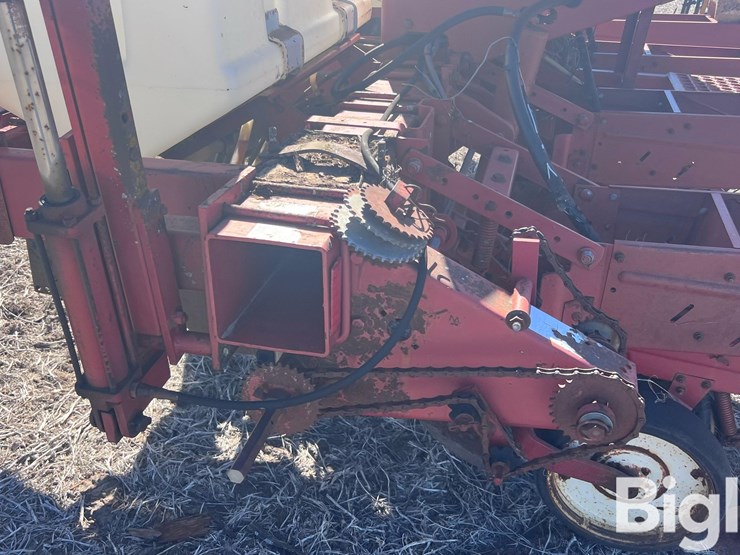 international-800-image-10