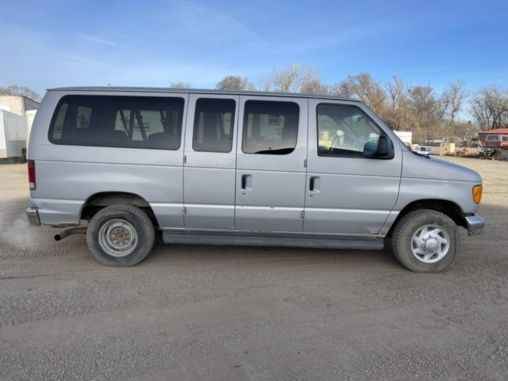 2006-ford-e350-xl-sd-image-6