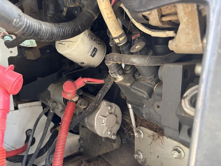 2022-bobcat-t66-image-35