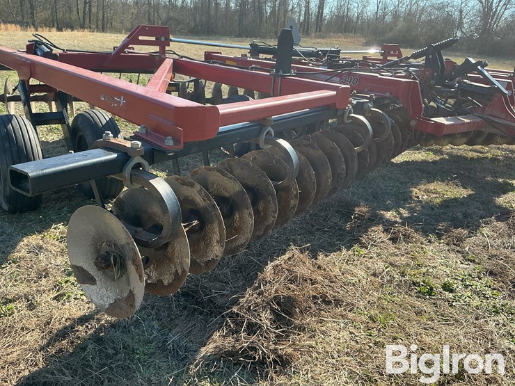 2014-case-ih-340-image-13