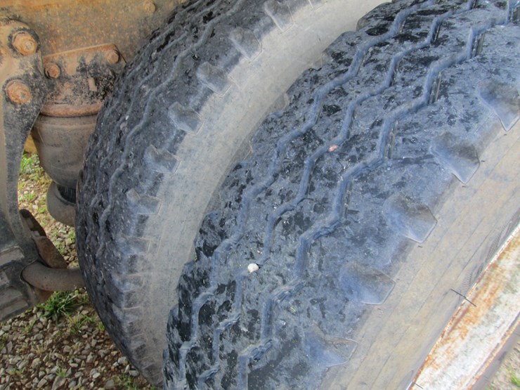 1997-kenworth-t800-image-11