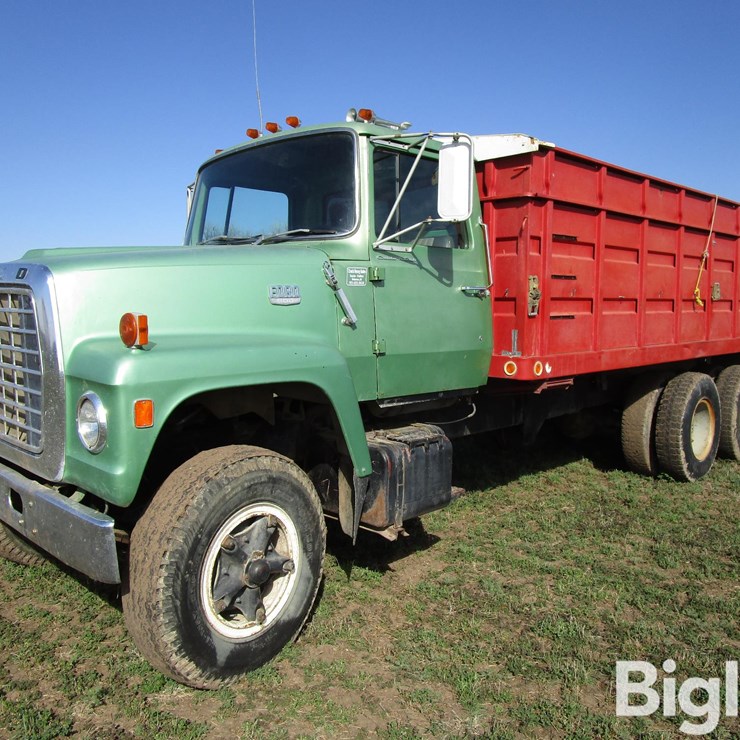1973 FORD LT8000