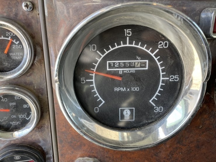 2007-kenworth-t300-image-37