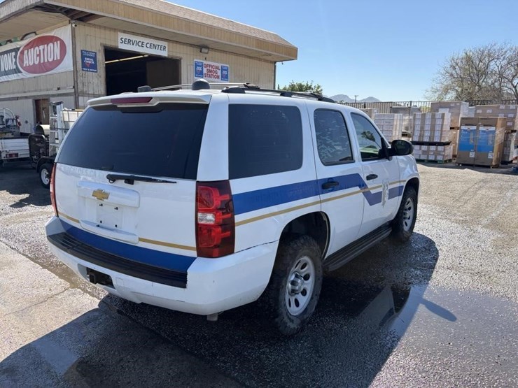2013-chevrolet-tahoe-image-3
