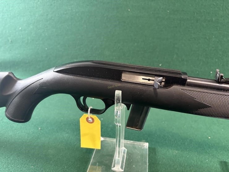 mossberg-int'l-702-plinkster-22lr-rifle-image-6