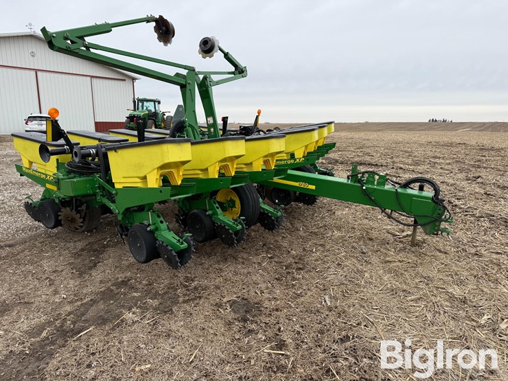 2010-john-deere-1760-image-3