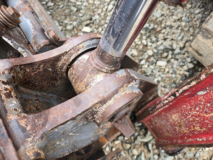 takeuchi-tl10v2-image-15