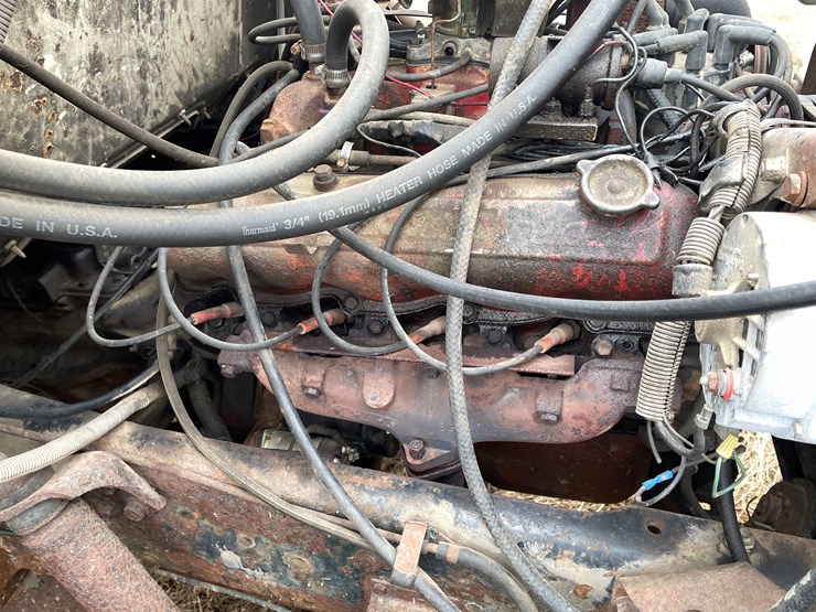 #113-•-1982-international-1754-single-axle-grain-truck-(has-wi-title)-image-47