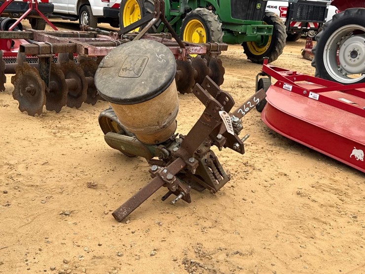 john-deere-71-image-1