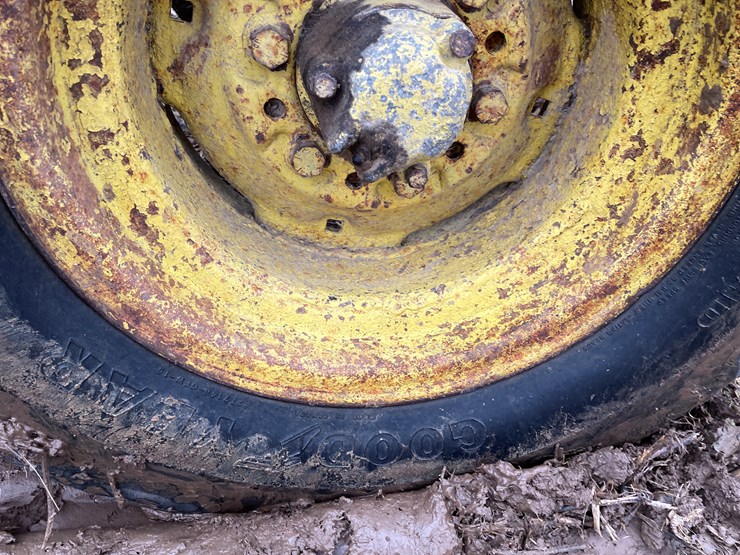 john-deere-2030-image-46