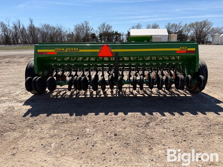 2000-john-deere-450-image-6