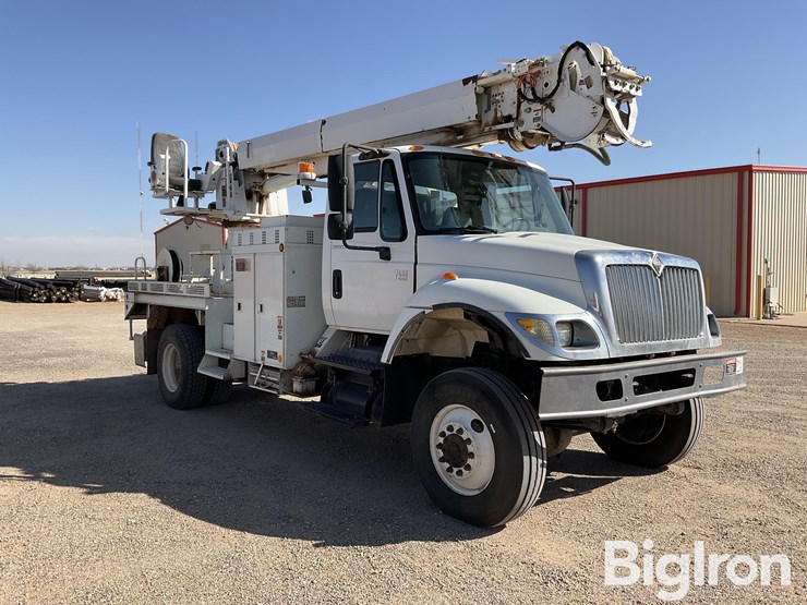 2005-international-7400-image-3