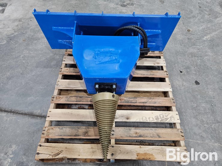 2025-massey-ferguson-730-image-2