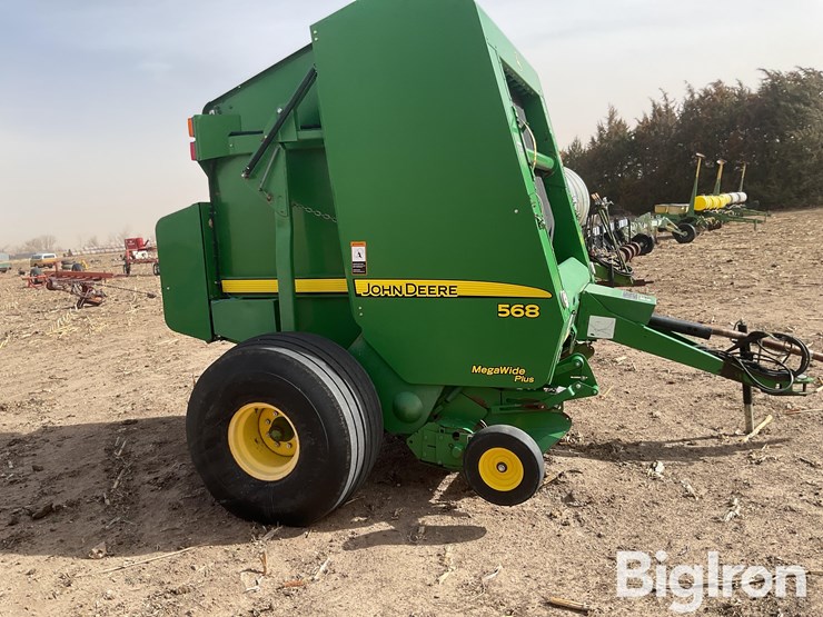 john-deere-568-image-4