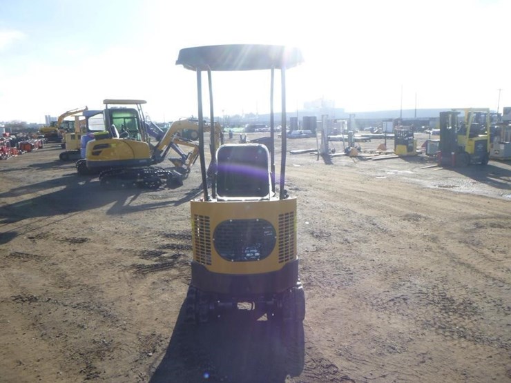 2025-agt-h12r-hydraulic-excavator-image-8