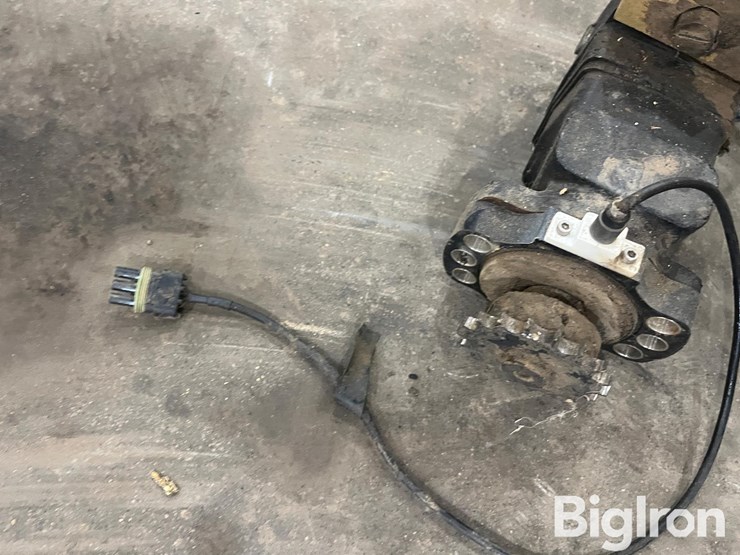 precision-planting-hydraulic-drive-motors-image-20