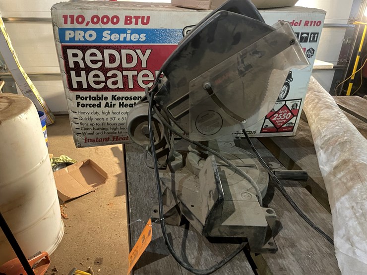 caterpillar-900-image-1