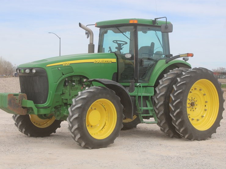 john-deere-8120-image-3