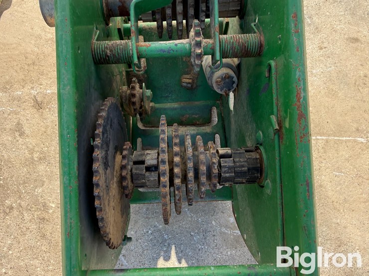 john-deere-7200-image-11