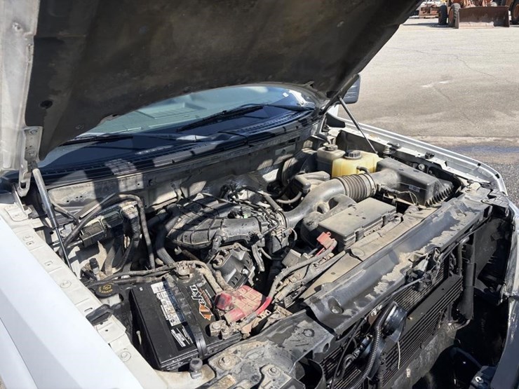 2012-ford-f150-xl-image-7