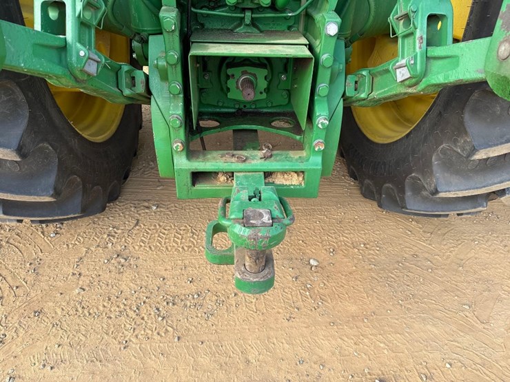2015-john-deere-8270r-image-7