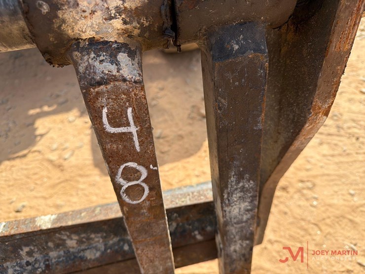 2016-jlg-6042-telehandler-image-21