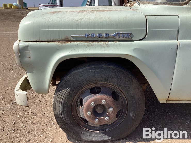 1960-ford-f600-image-13