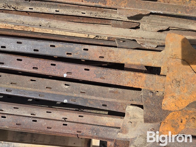 steel-t-posts-image-11