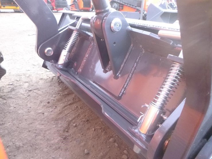 tpm-t460-skid-steer-track-loader-image-9