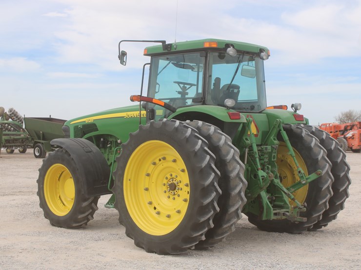 john-deere-8120-image-4