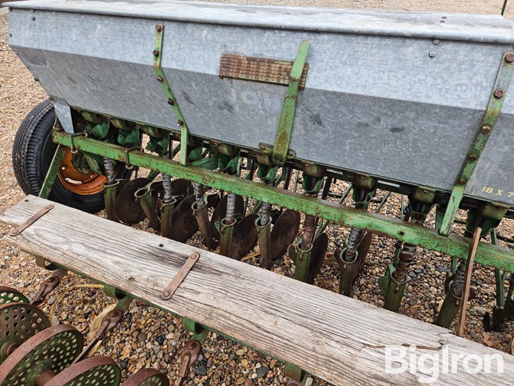 john-deere-b-image-14