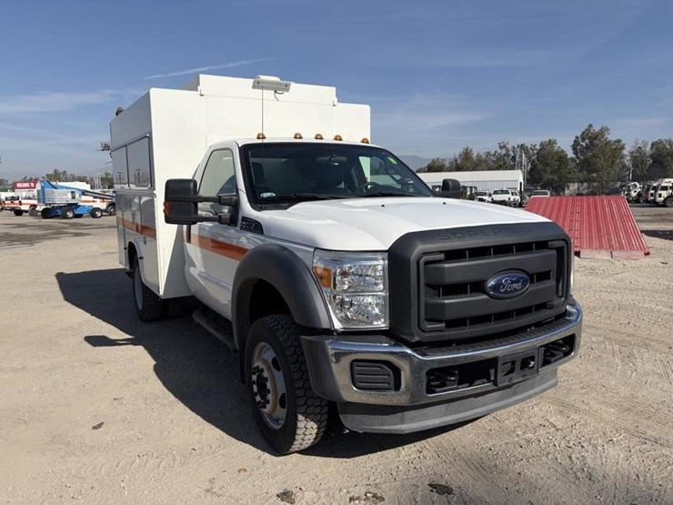 2012-ford-f450-image-2