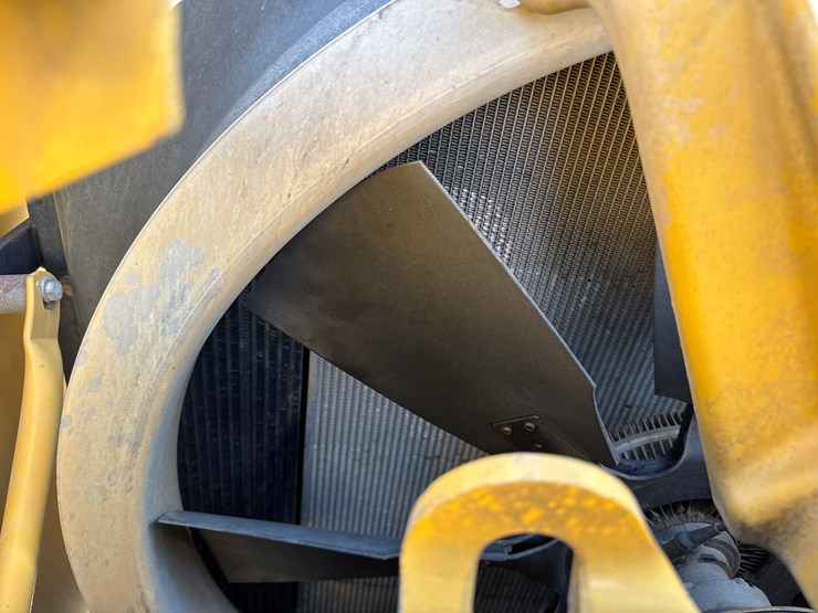 2011-caterpillar-336e-image-52