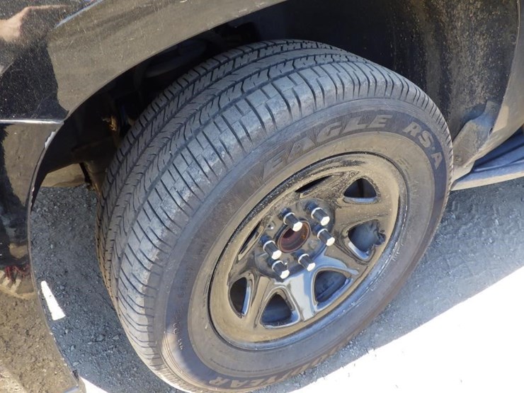 2020-chevrolet-tahoe-image-13