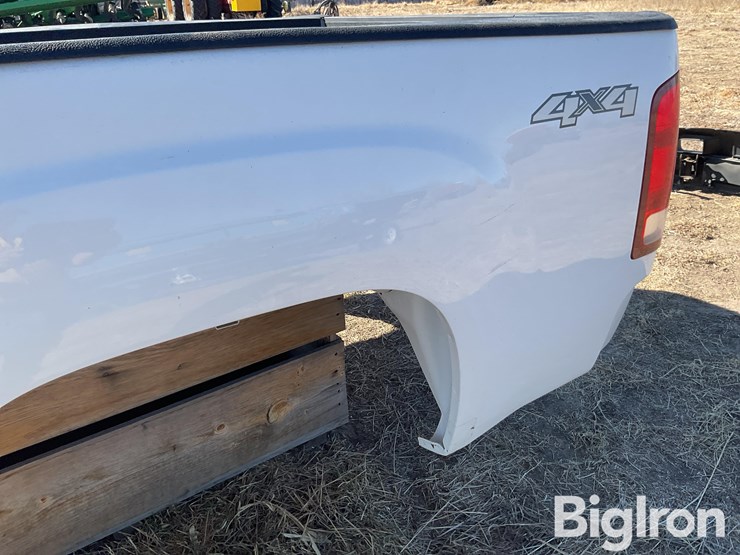 2013-gmc-3500-image-13