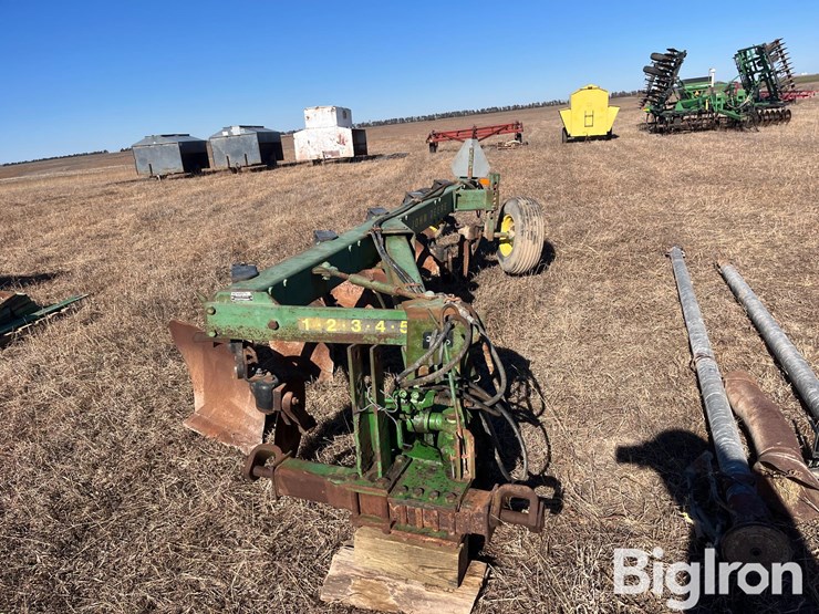 john-deere-2600-image-2