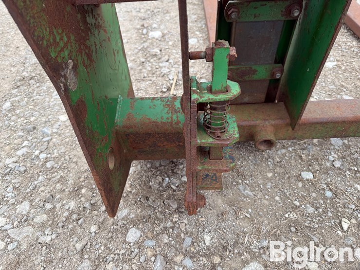 john-deere-48-image-9