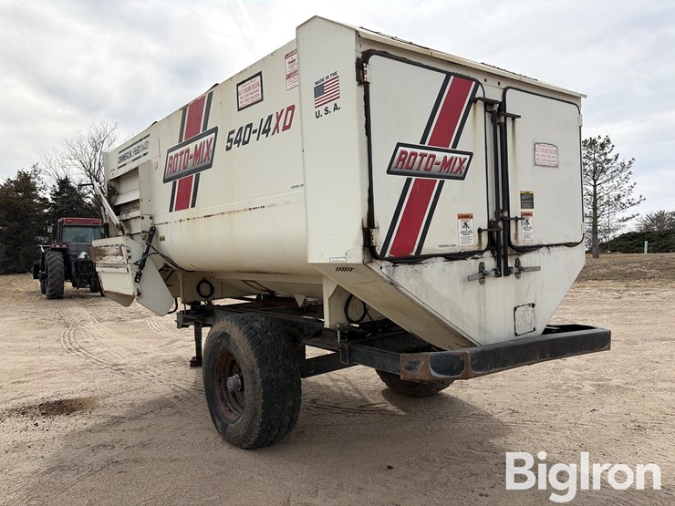 roto-mix-540-14xd-feed-wagon-image-7