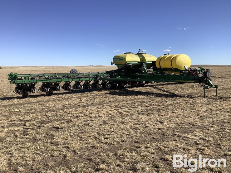 2010-john-deere-1770nt-ccs-image-3