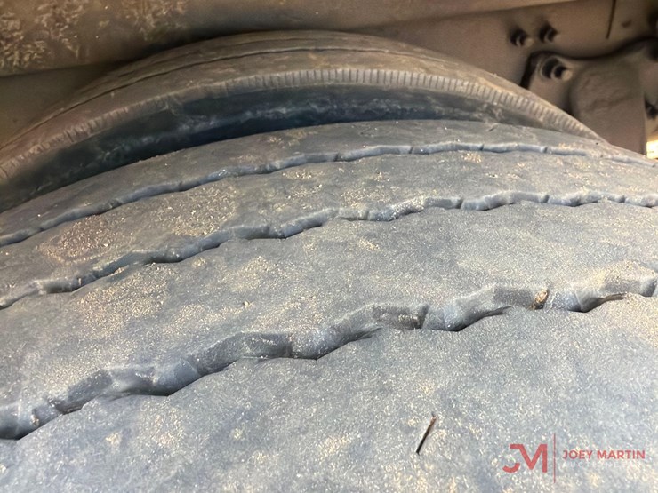 2008-thomas-saf-t-liner-c2-image-7