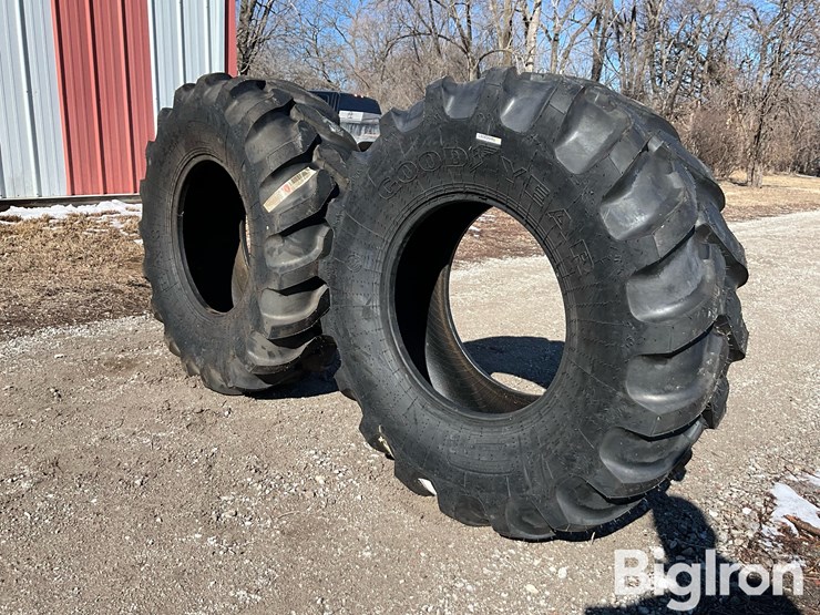 caterpillar-416c-image-1