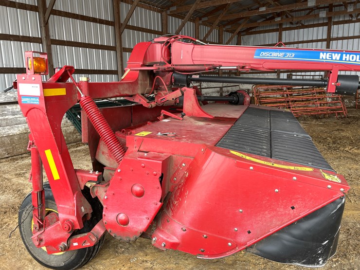 2015-new-holland-313-image-4