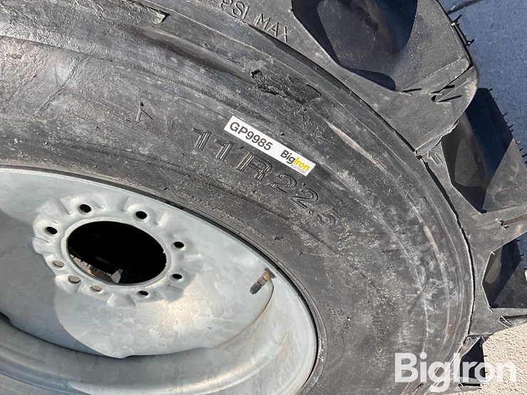 11r22.5-recapped-pivot-tires-&-rims-image-17