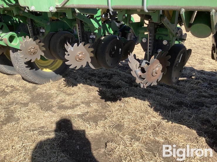 2014-john-deere-1790-ccs-image-10