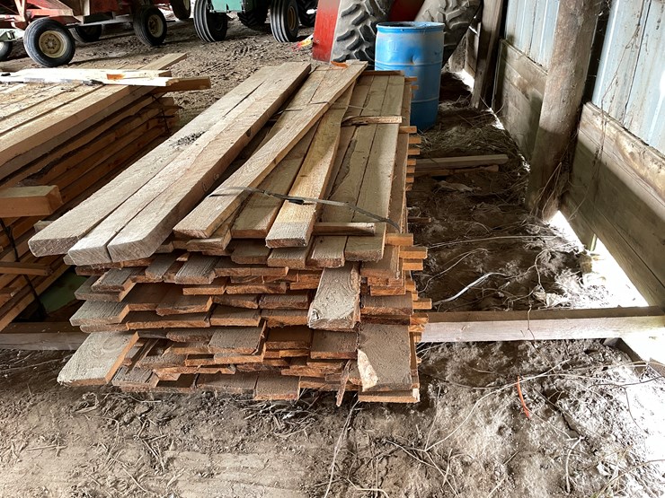 #2390-•-assorted-1"-lumber-image-4