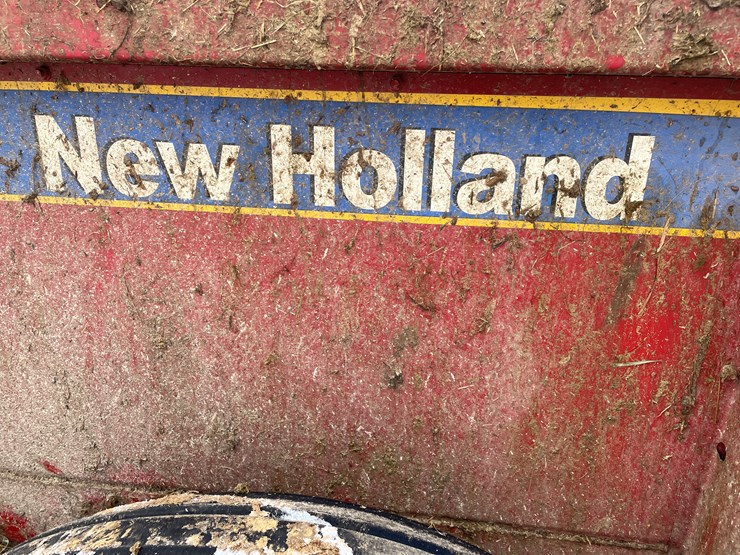 2020-new-holland-195-image-5