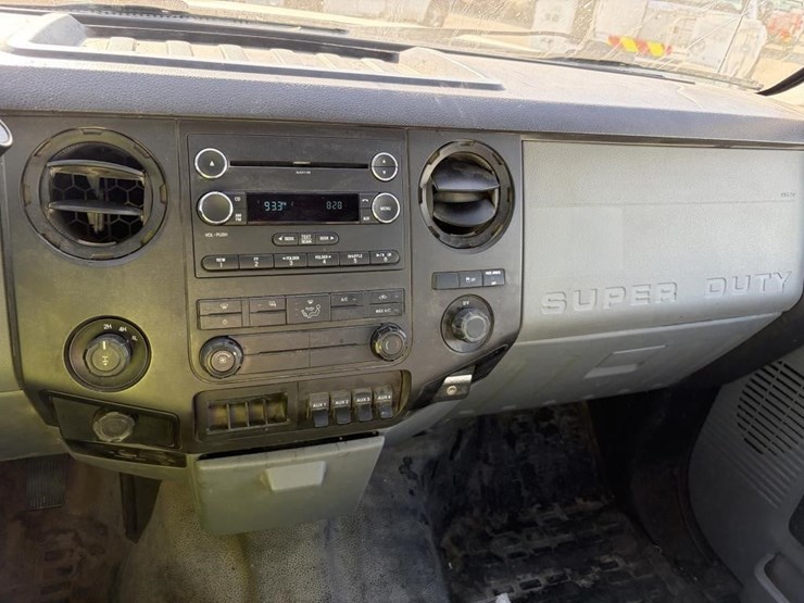 2015-ford-f250-sd-image-18